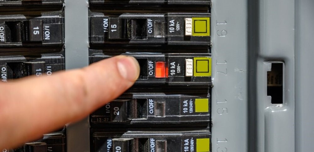 Circuit Breaker Repair